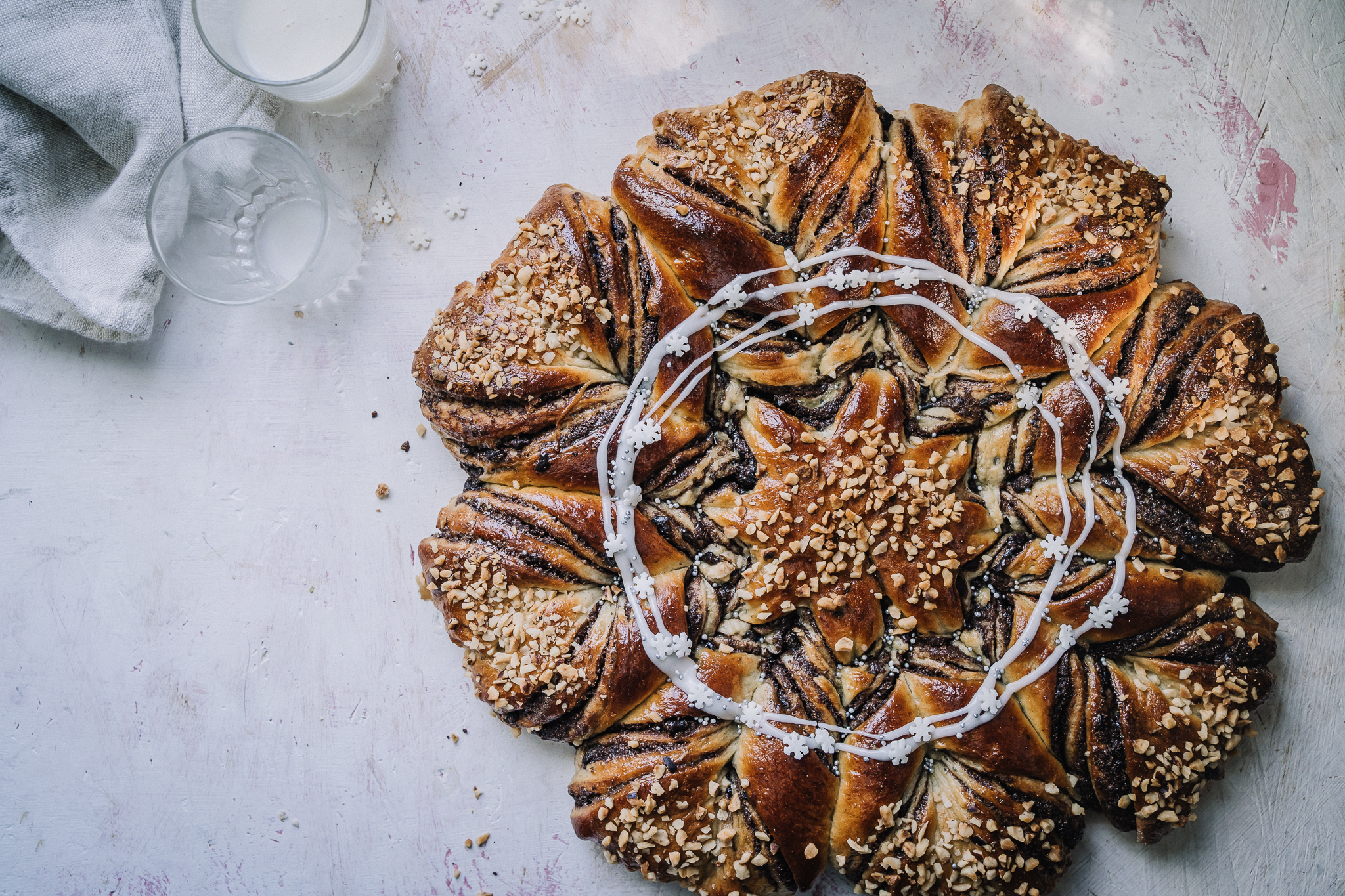 Stjernebrød med chokolade og hasselnød